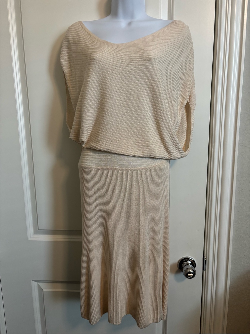 Banana Republic Cream Ribbed Midi Dress M (#5D)